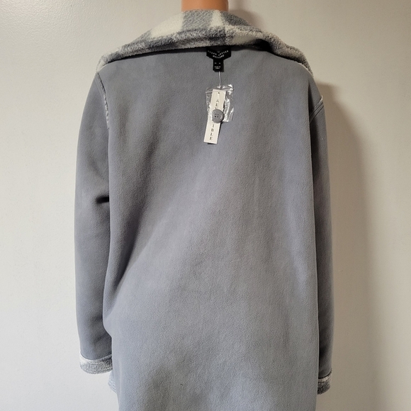 Susan grave NWT Weekend Reversible sherpa coat Size extra large. - Picture 3 of 6